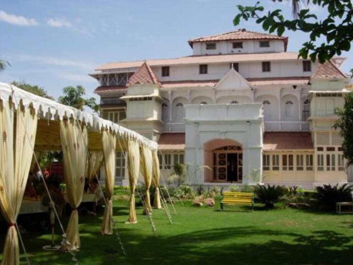 Jambughoda Palace - A home for Nature Lovers