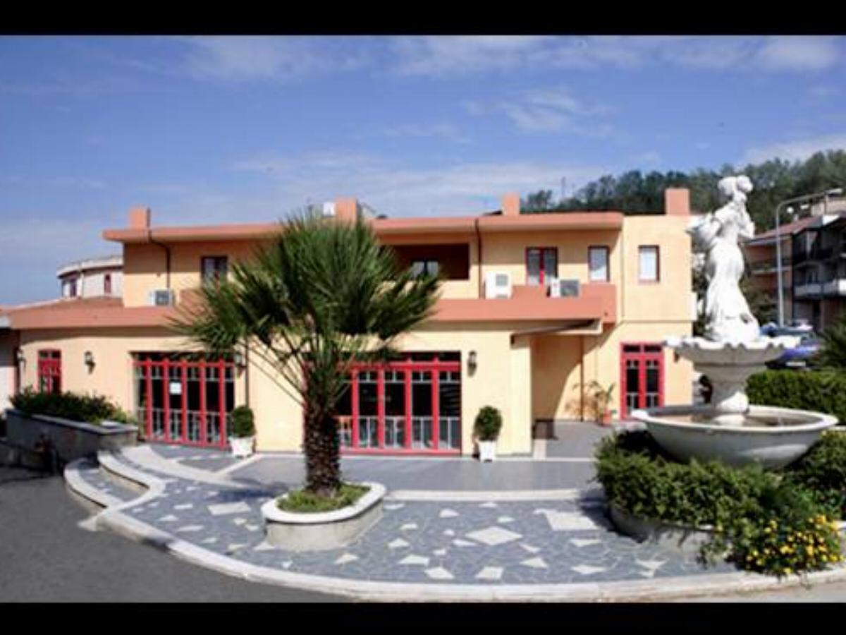 Hotel Castelmonardo