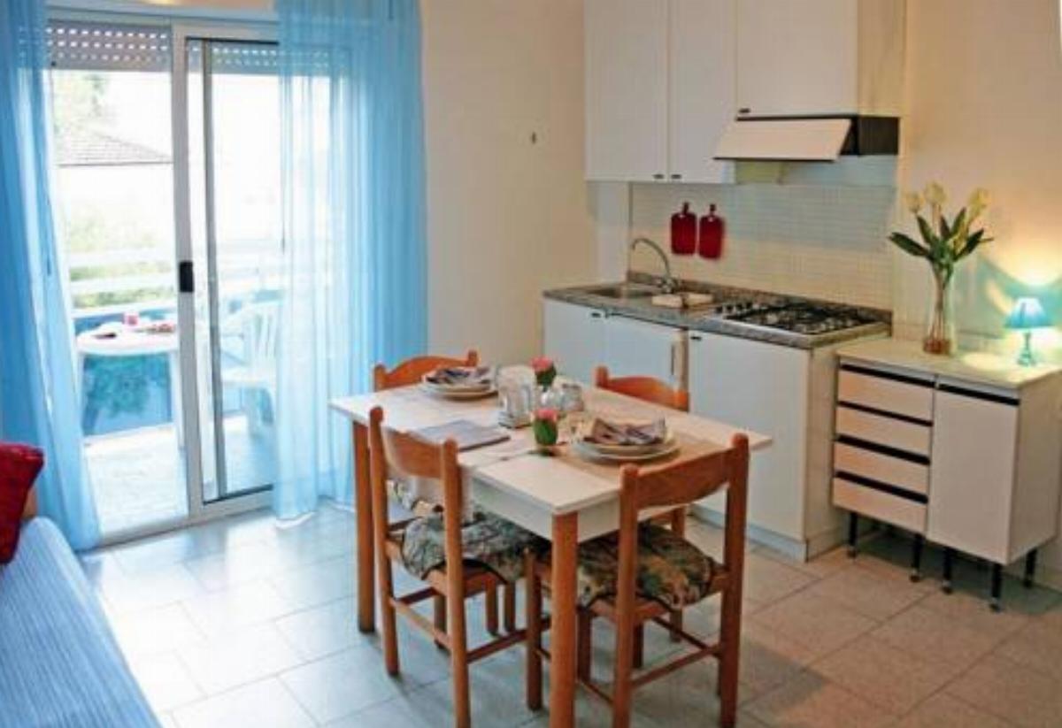One-Bedroom Apartment in Ponchielli