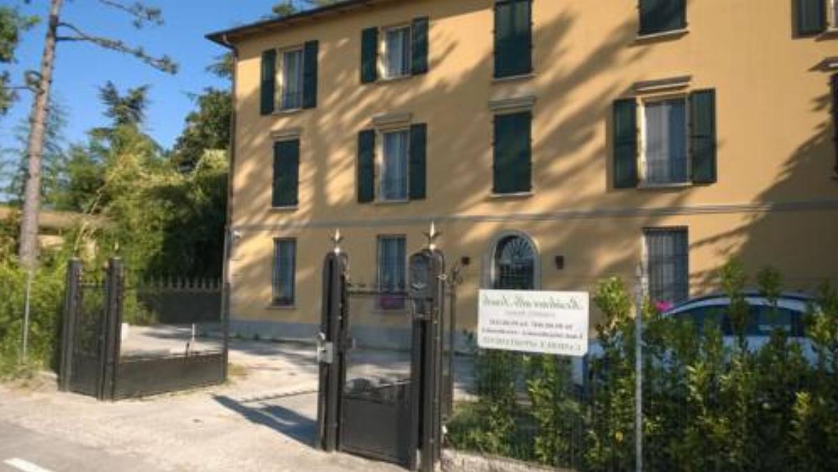 Residence Alle Scuole Country House