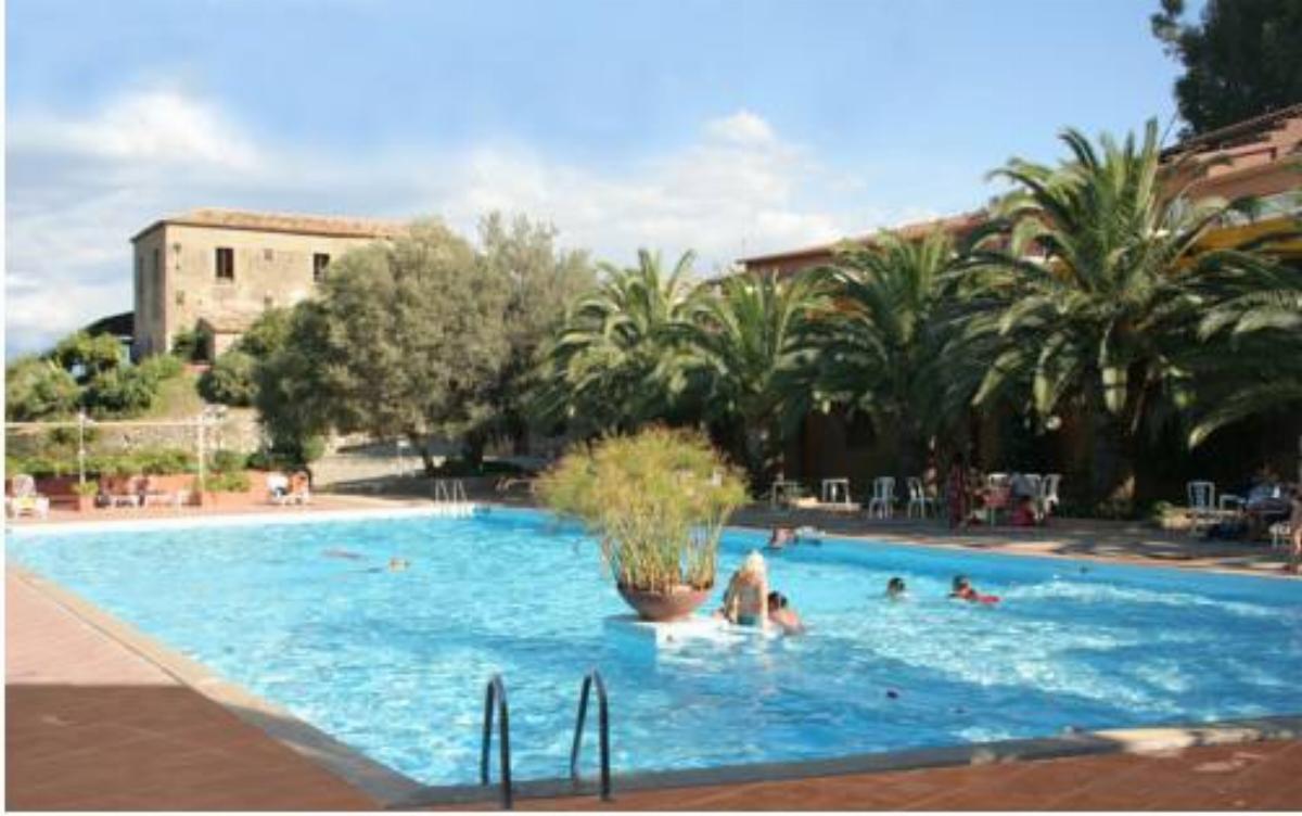 Hotel Villaggio Calaghena