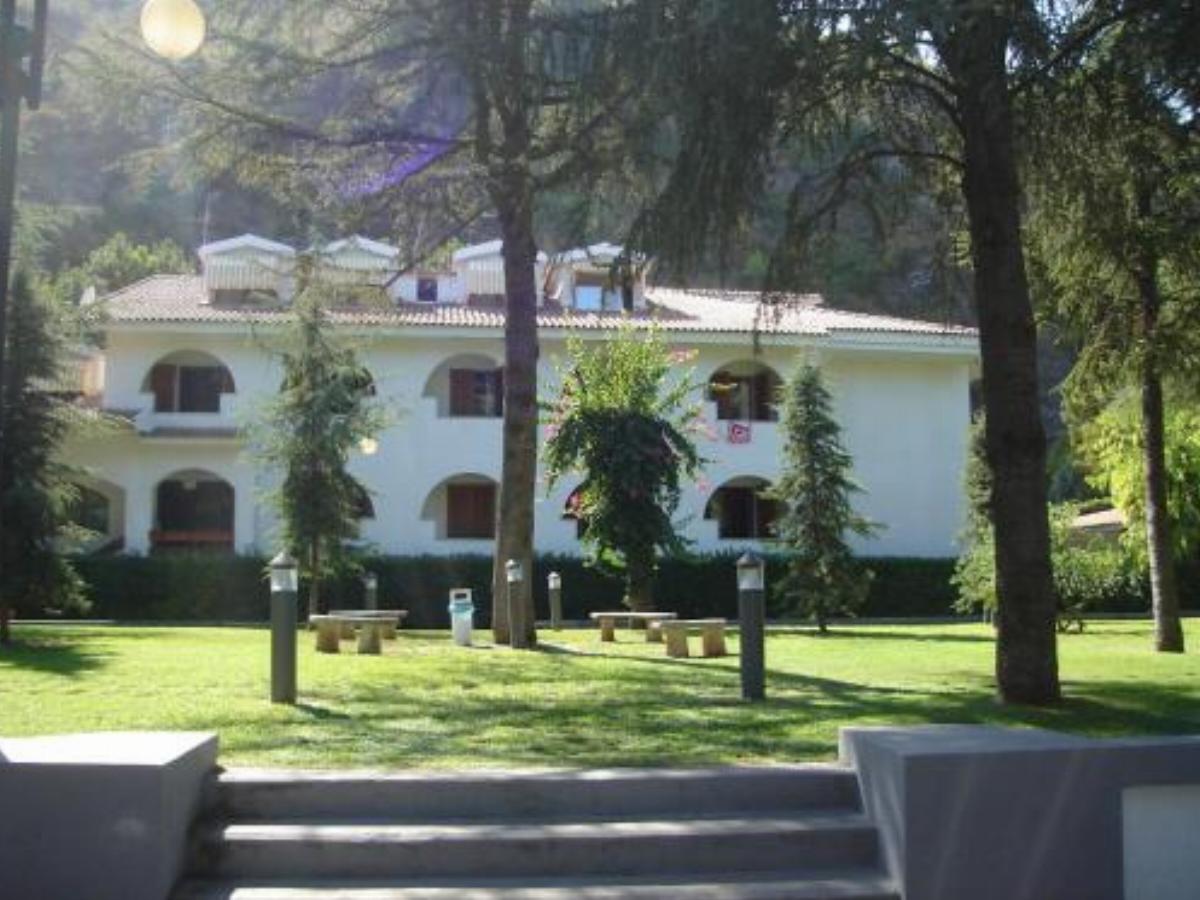 Hotel Villaggio La Mantinera