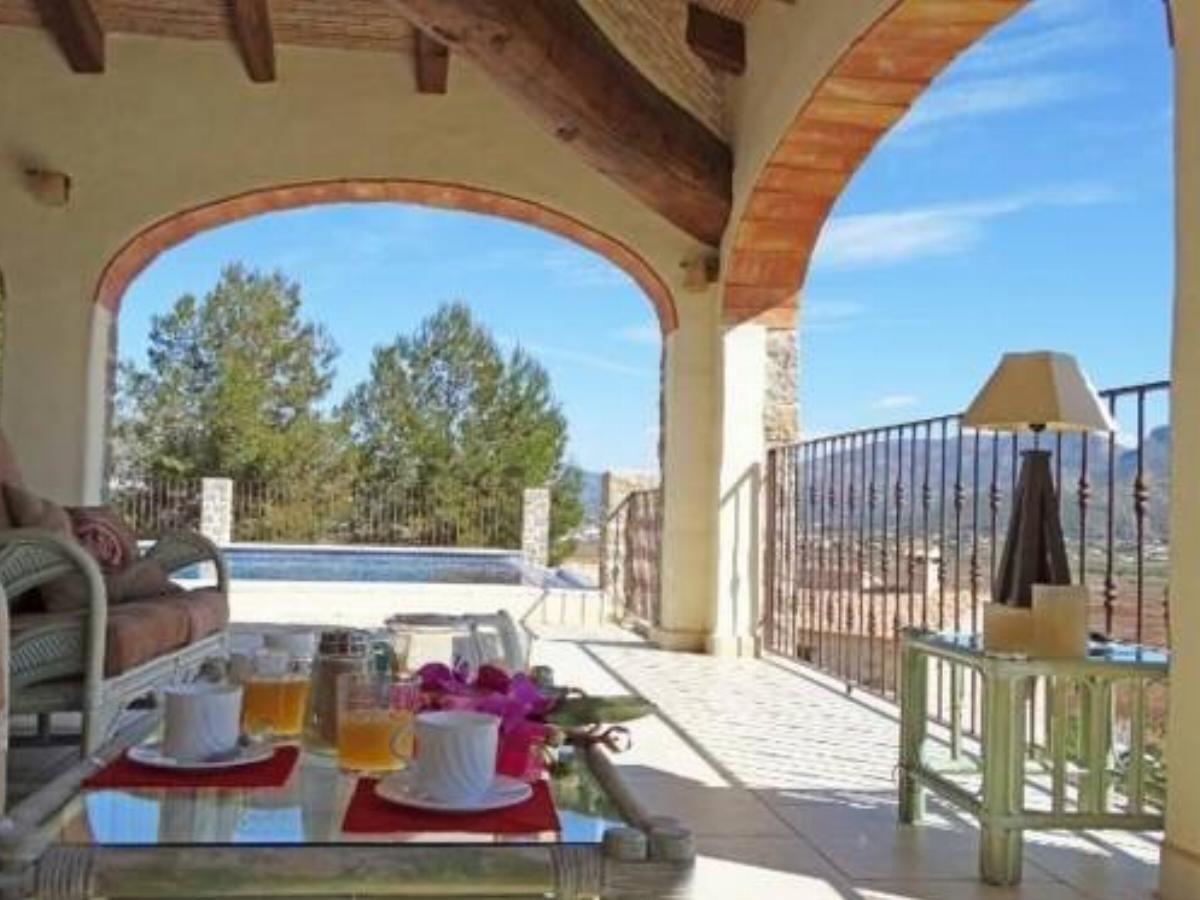 Apartment with garden, pool in Lliber