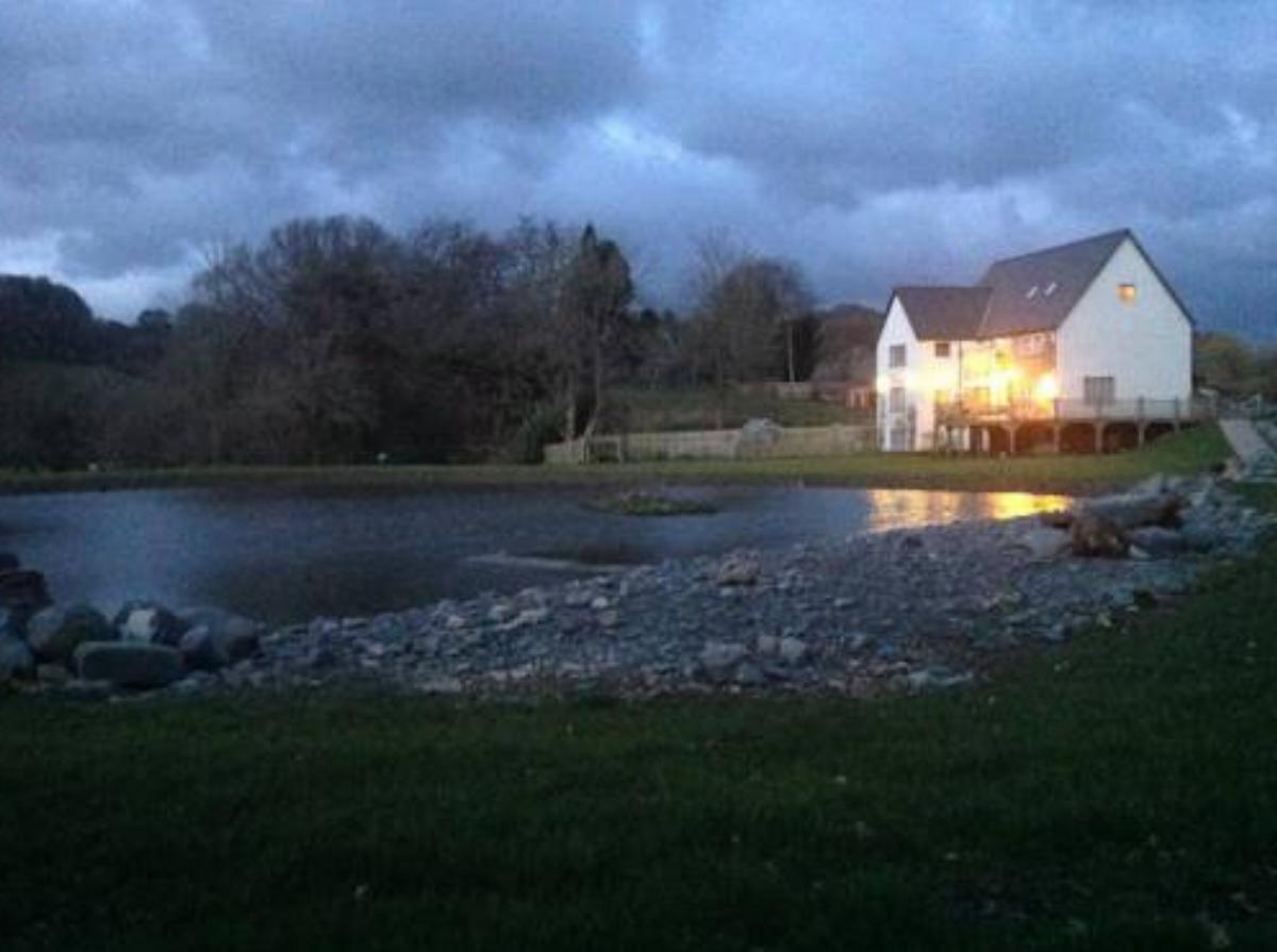 Dolanog Bed and Breakfast/Fly Fishing
