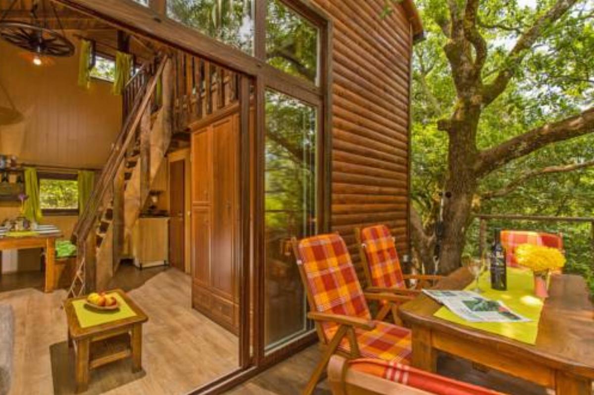 Treehouse at Cadmos Village Holiday Home