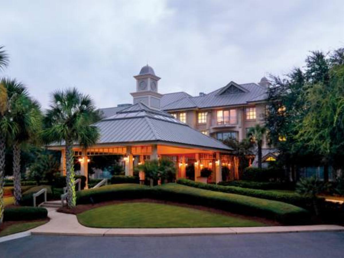 Inn and Club at Harbour Town