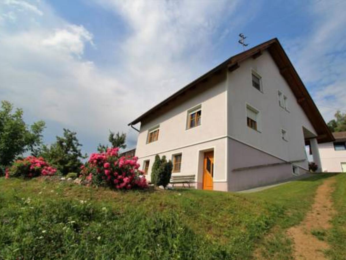 Holiday home Ettendorf