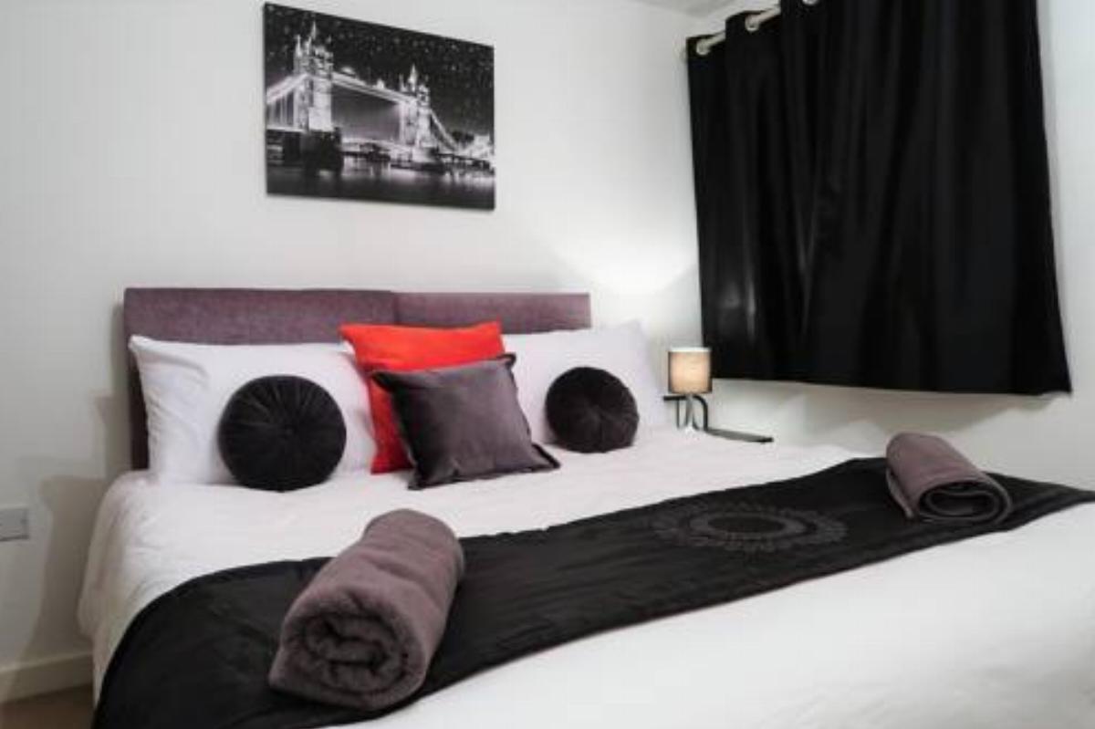 Phoenix Nights - Luxury One Bedroom Apartment