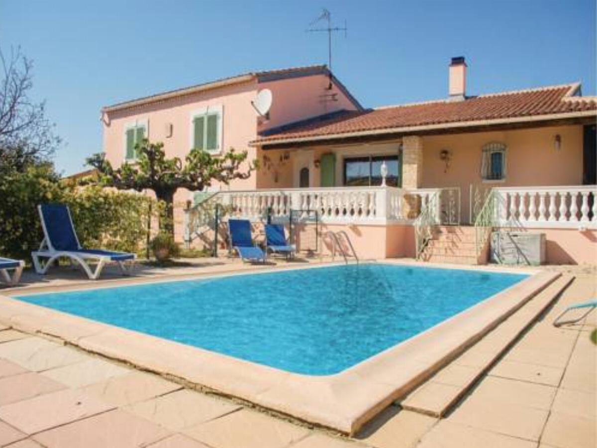 Four-Bedroom Holiday Home in Uchaud