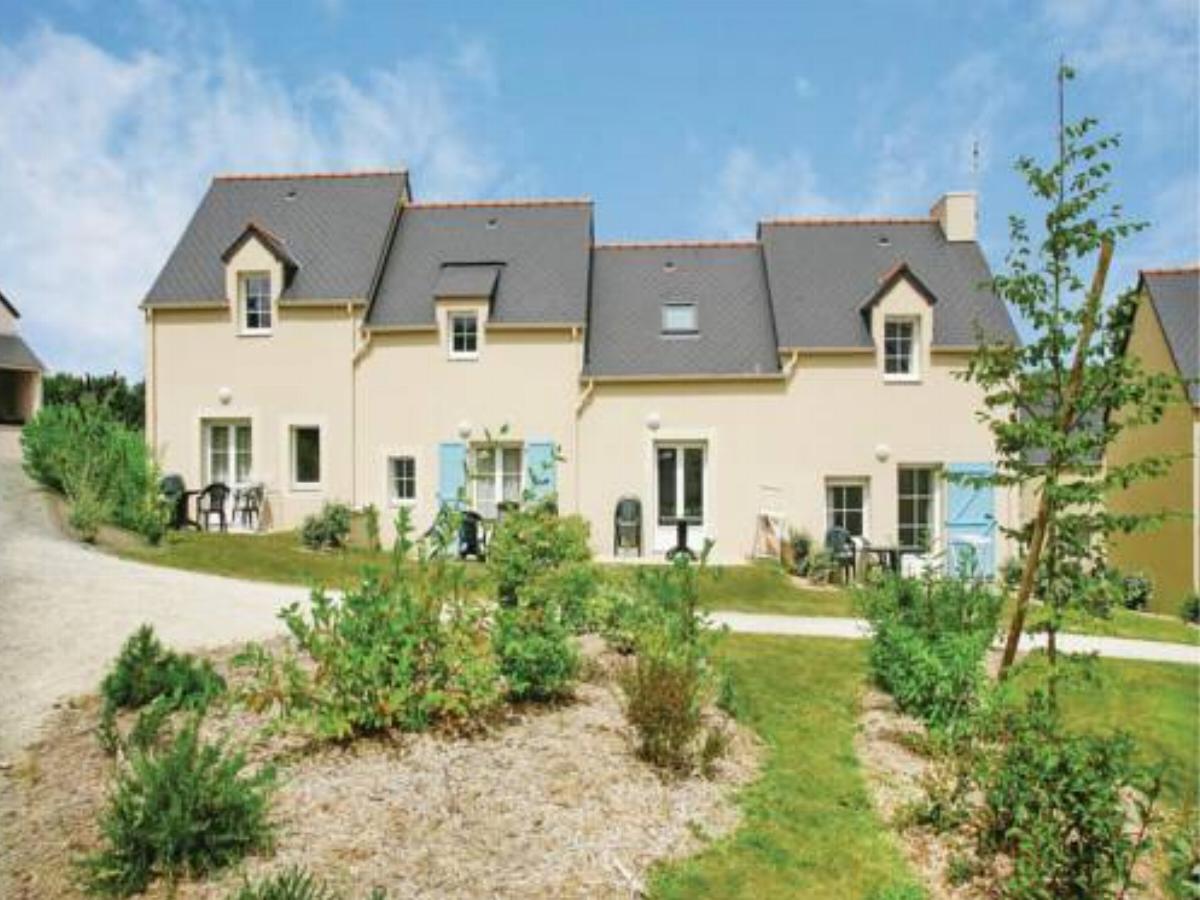 Two-Bedroom Holiday Home in Le Tronchet