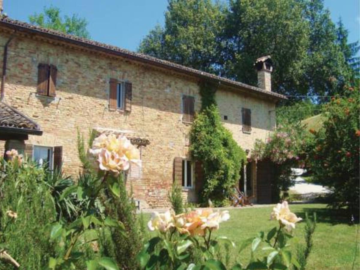 Three-Bedroom Holiday Home in Urbino -PU-