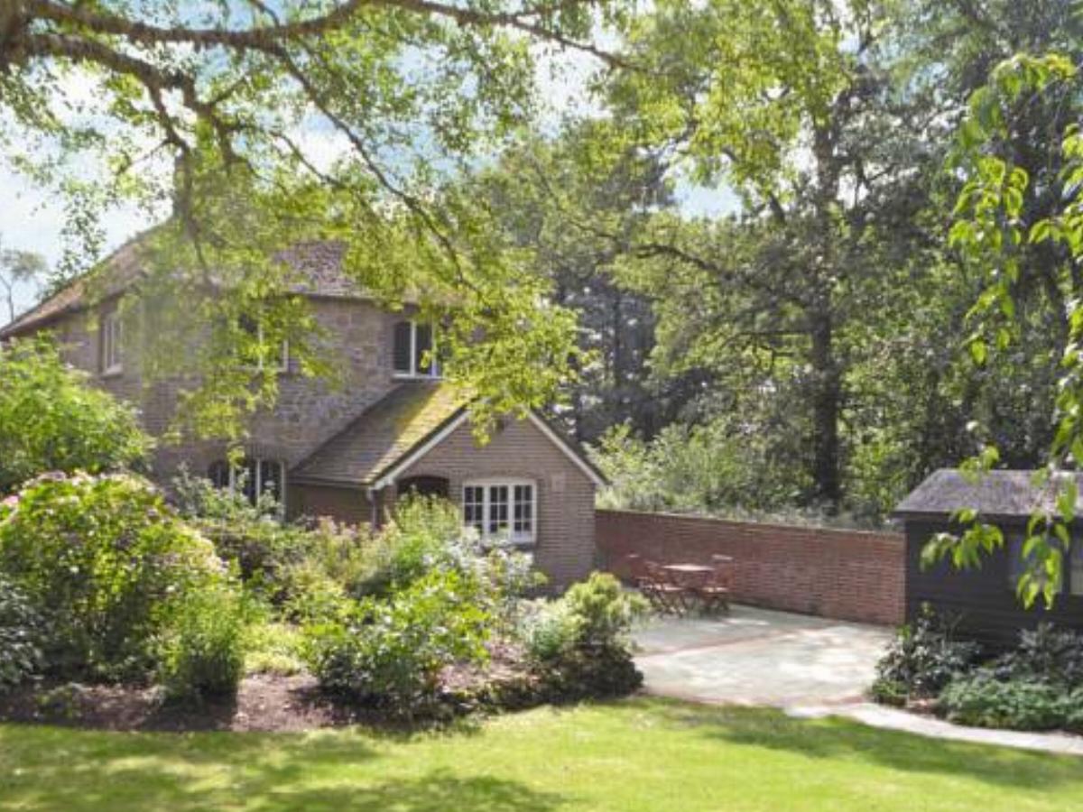 1 Tanhurst Cottage