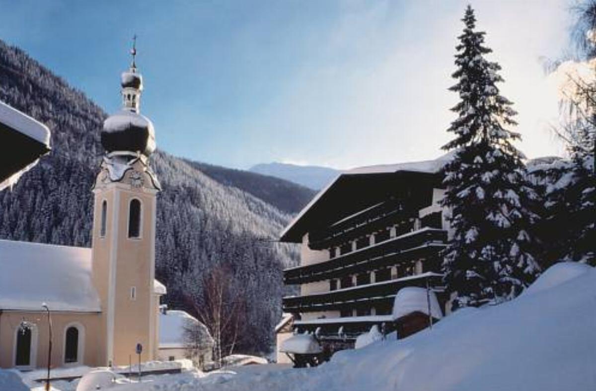 Hotel Basur - Das Schihotel am Arlberg
