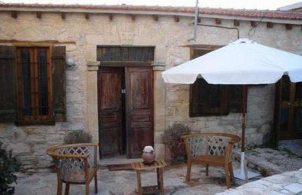 Agios Theodoros Cottage