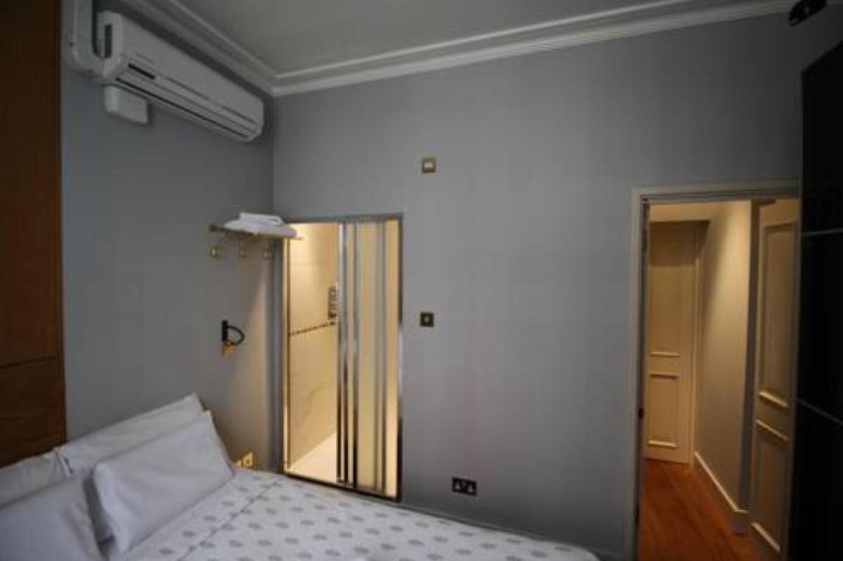 1 Bedroom Apartment Covent Garden Hotel London United Kingdom