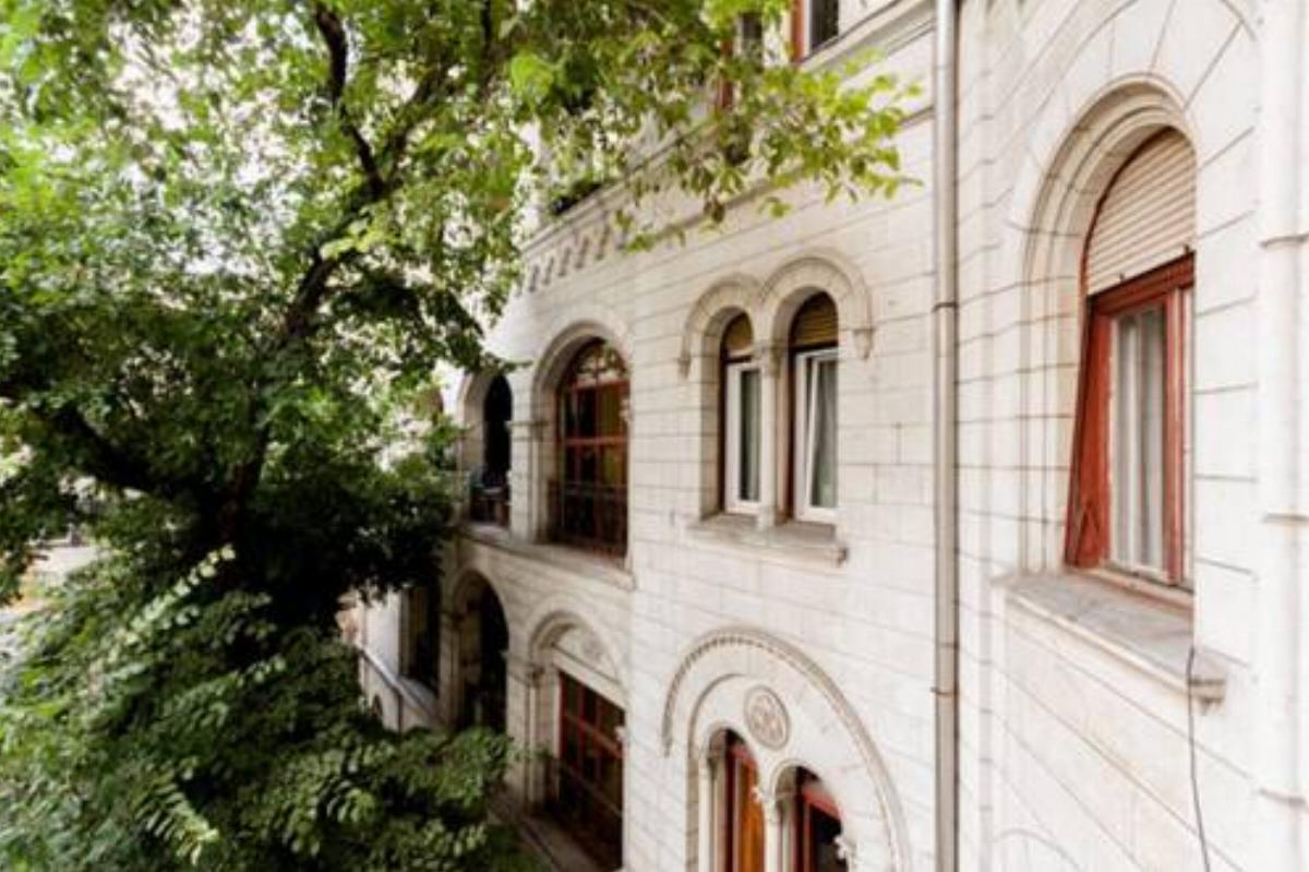 2nd Floor Apartment Hotel Budapest Hungary