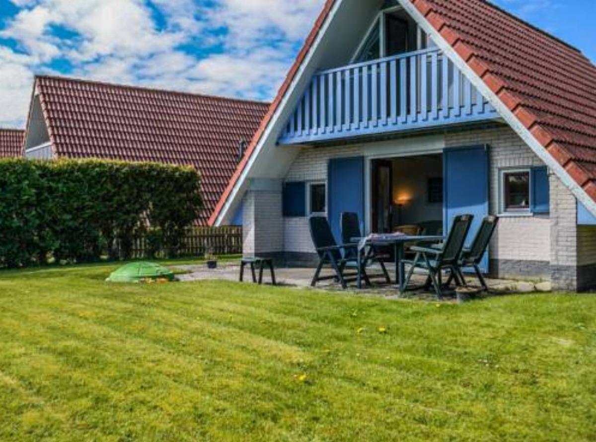 4 pers. Holiday Home close to the national park Lauwersmeer Hotel Anjum Netherlands