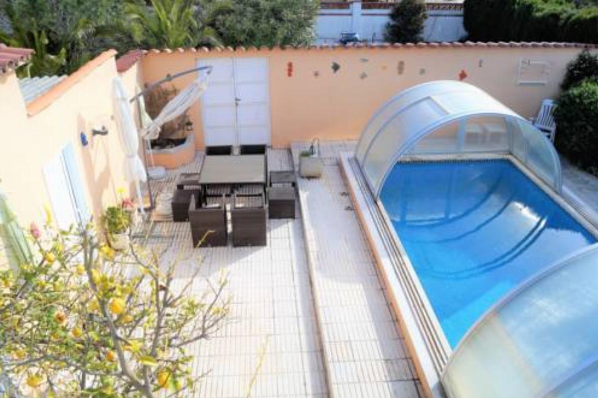 A07 Fantástica casa con piscina Hotel Fortiá Spain