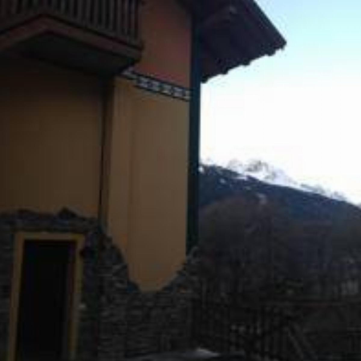 Adamello Ski Appartament Hotel Vione Italy