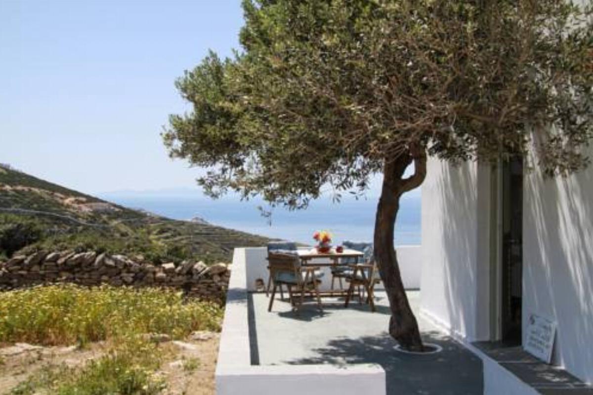 Aggelis Villa Hotel Artemon Greece