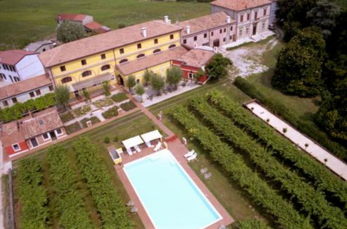 Agriturismo Tenuta La Pila Hotel Villa Bartolomea Italy