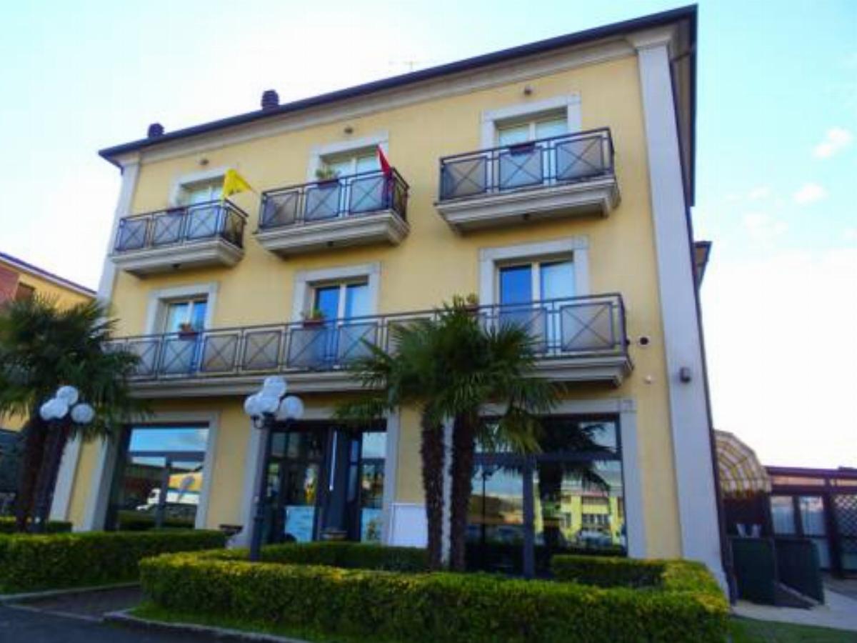Albergo Sirena Hotel Bazzano Italy