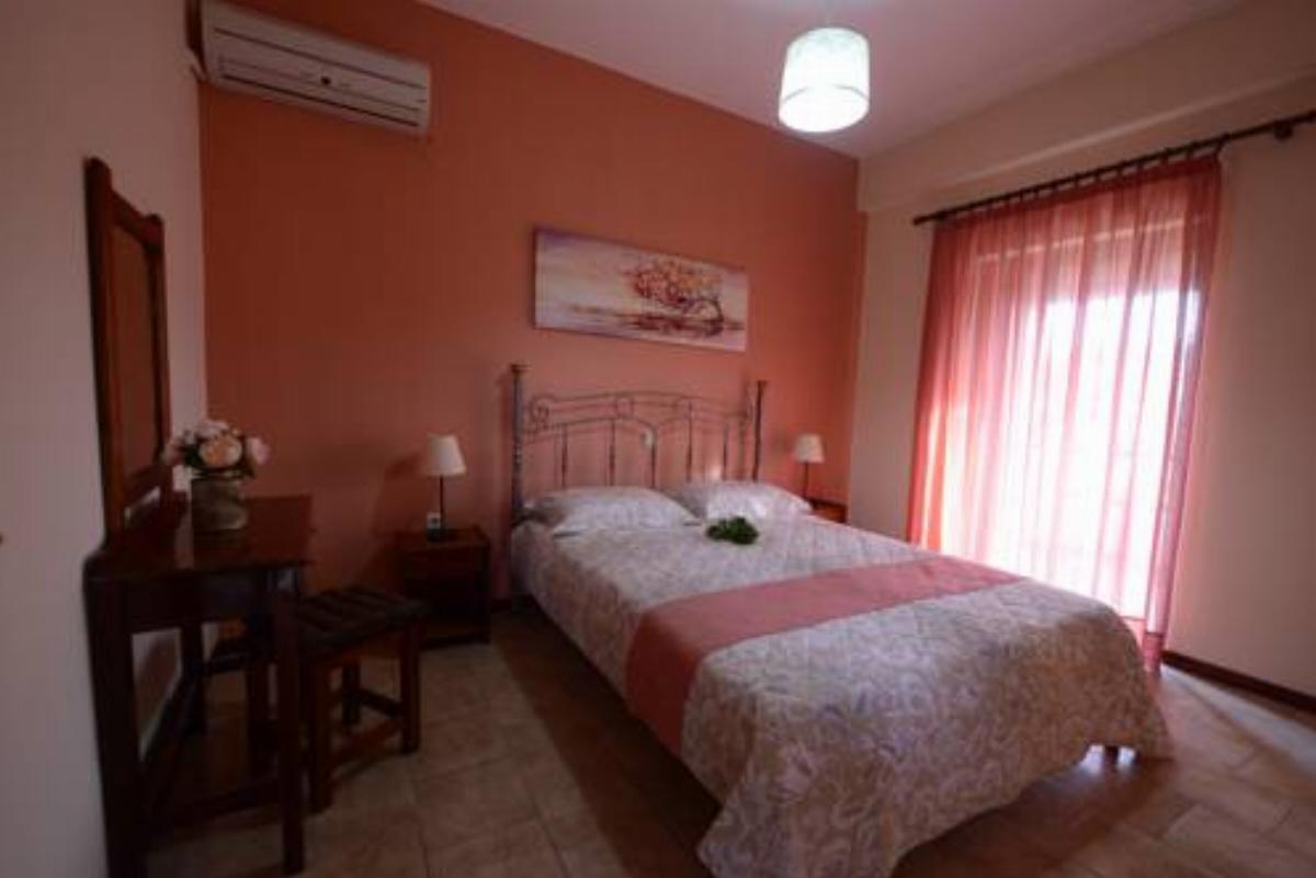 Alexandra Spingou Apartments Hotel Dassia Greece