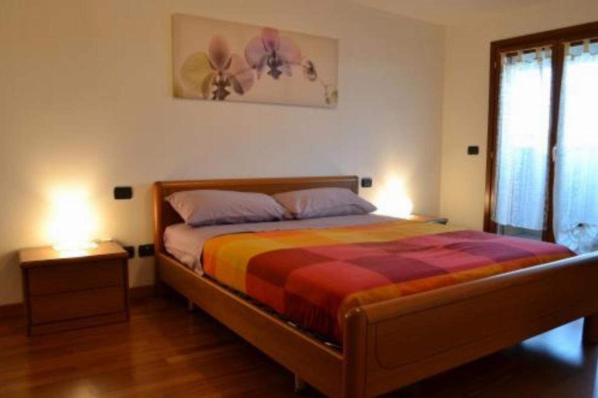 Alice 12 Flat - Apartment Hotel Bollate Italy