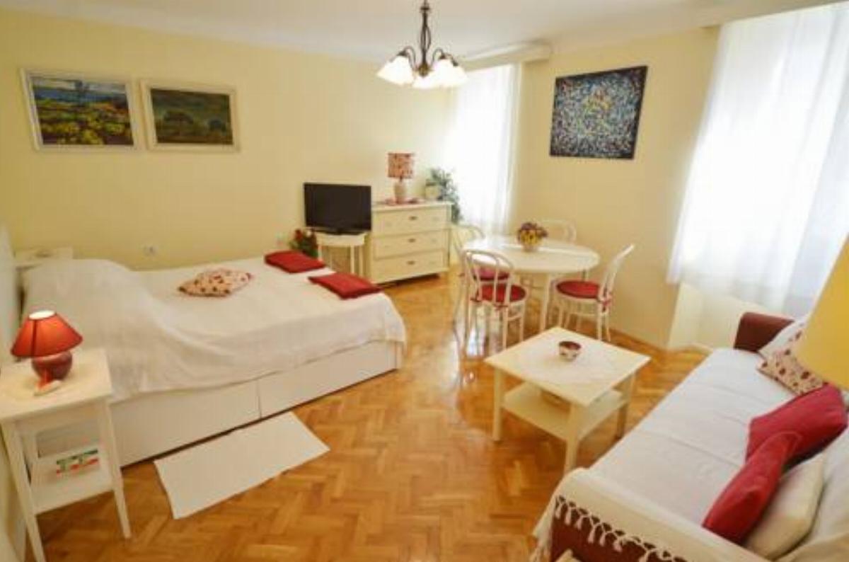 Amici Central Apartment Hotel Rovinj Croatia