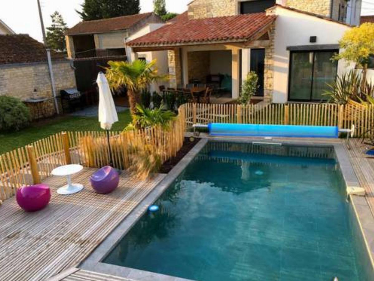 Ancienne grange avec piscine chauffée Hotel Dolus d'Oléron France