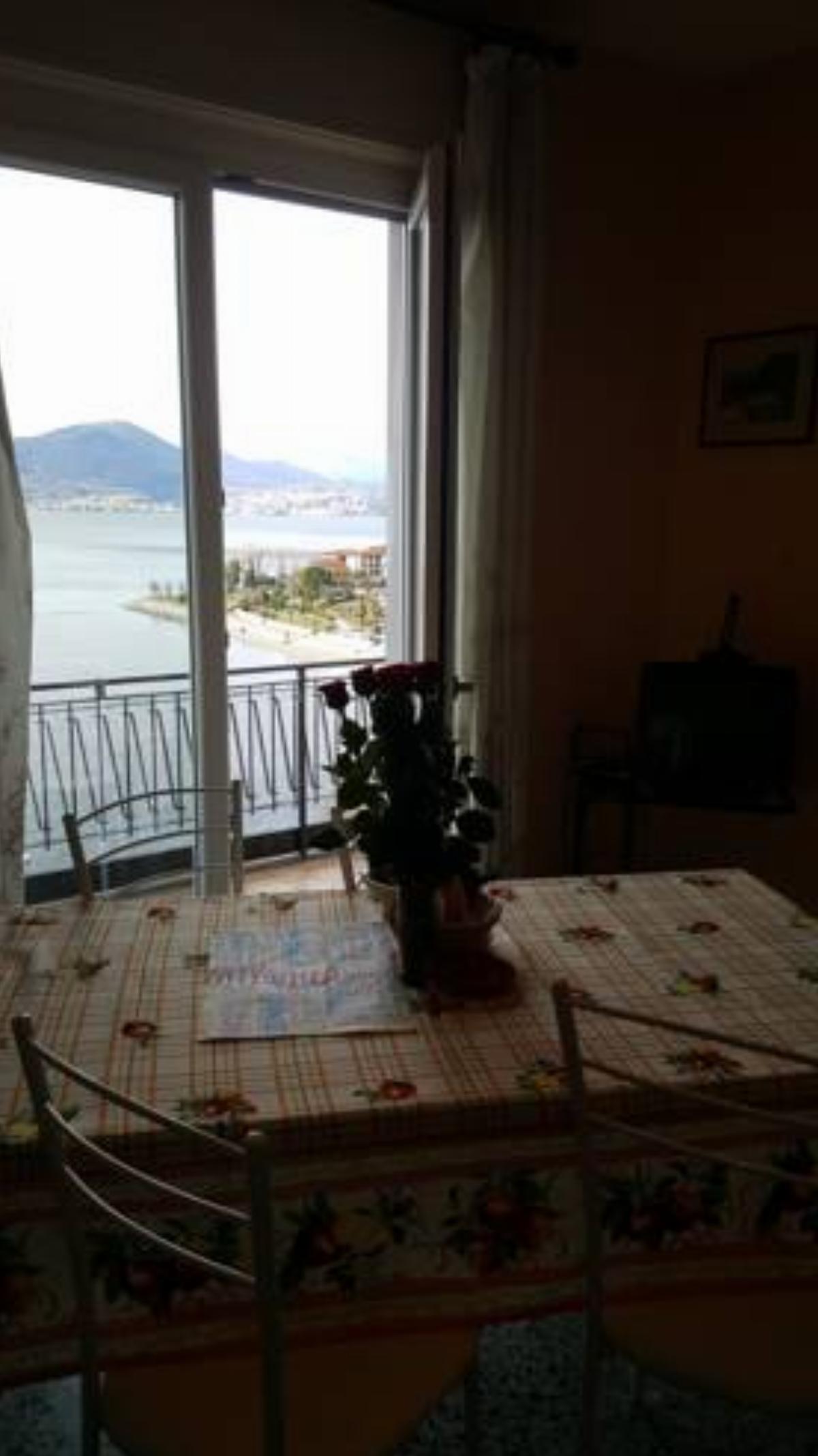 Anly Apartment Hotel Cannero Riviera Italy