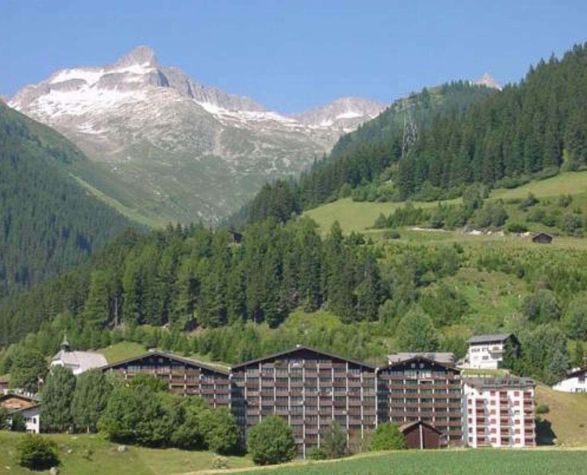 Apart Holidays - Haus Acletta Hotel Disentis Switzerland