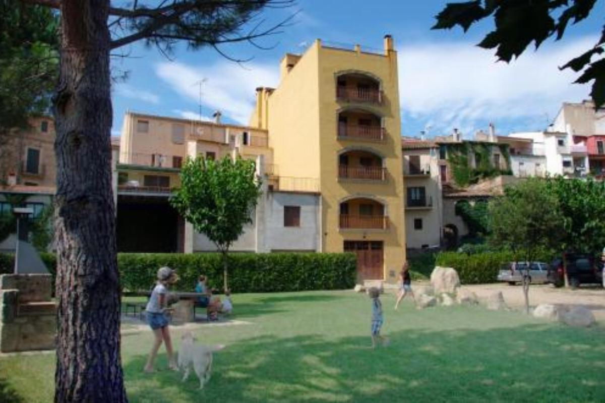 Apartamentos Cal Ratero Hotel Maçanet de Cabrenys Spain