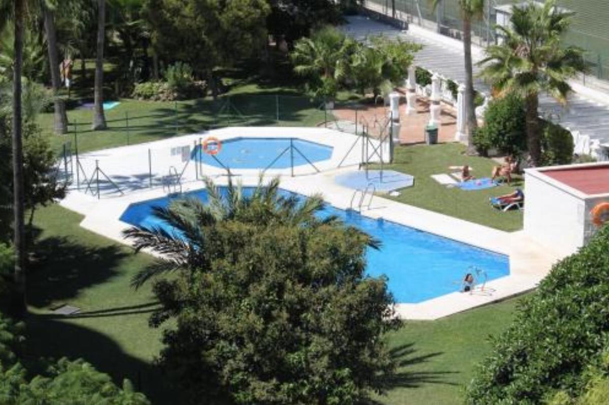 Apartamentos Jardines del Gamonal Hotel Benalmádena Spain