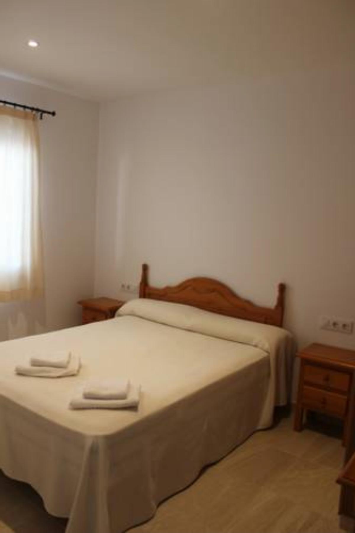 Apartamentos Rayma I-II-III Hotel Cala Blanca Spain