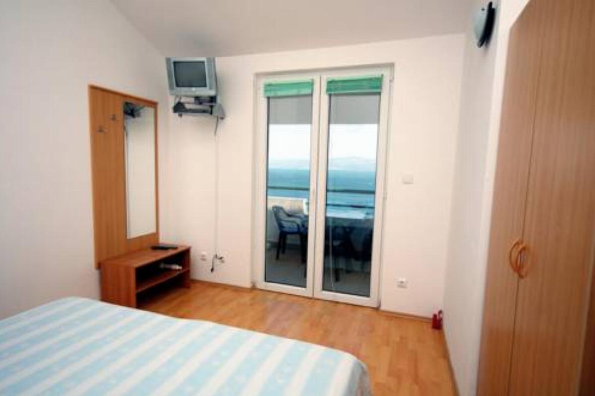 Apartment Balica Rat 4868a Hotel Celina Croatia