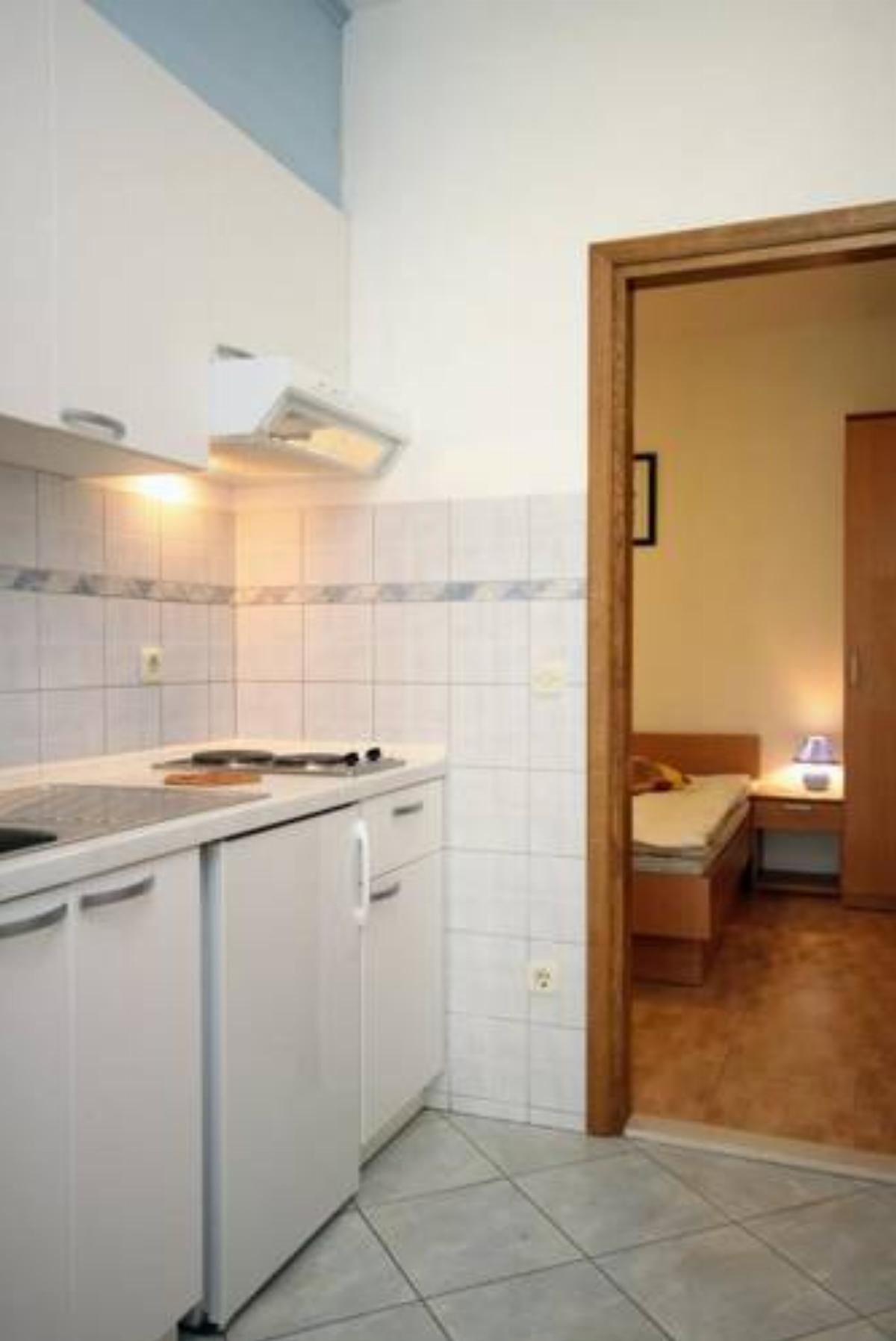 Apartment Brela 6056b Hotel Brela Croatia