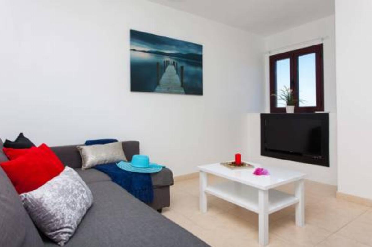 Apartment Bristol Mar by Vacanzy Collection Hotel Corralejo Spain