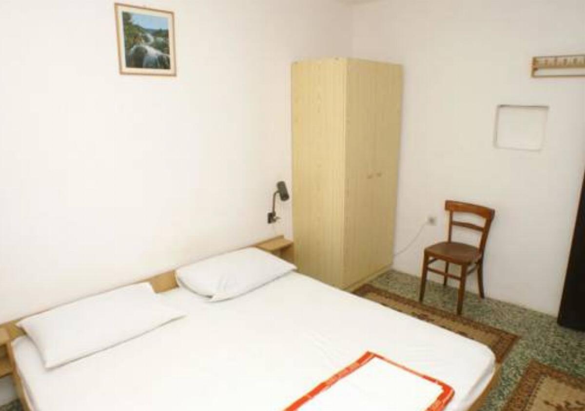 Apartment Drace 4561b Hotel Drače Croatia