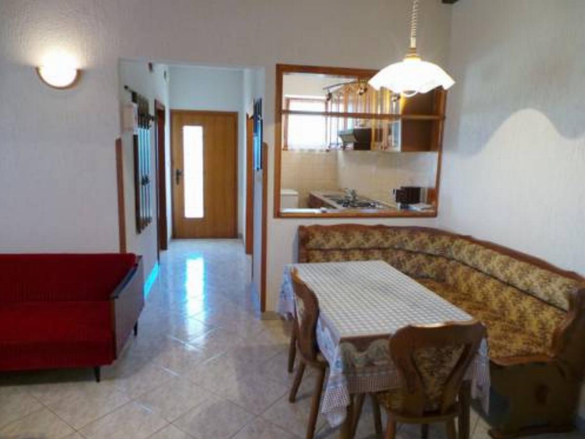 Apartment in Stinjan/Istrien 11257 Hotel Štinjan Croatia
