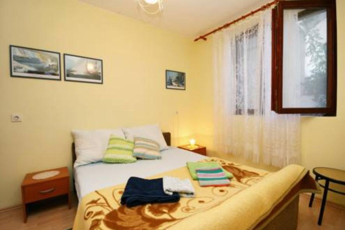 Apartment Jadranovo 5533b Hotel Jadranovo Croatia
