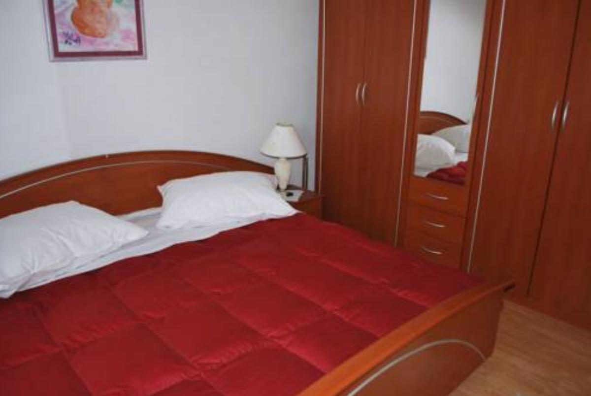 Apartment Slavica Hotel Šajini Croatia