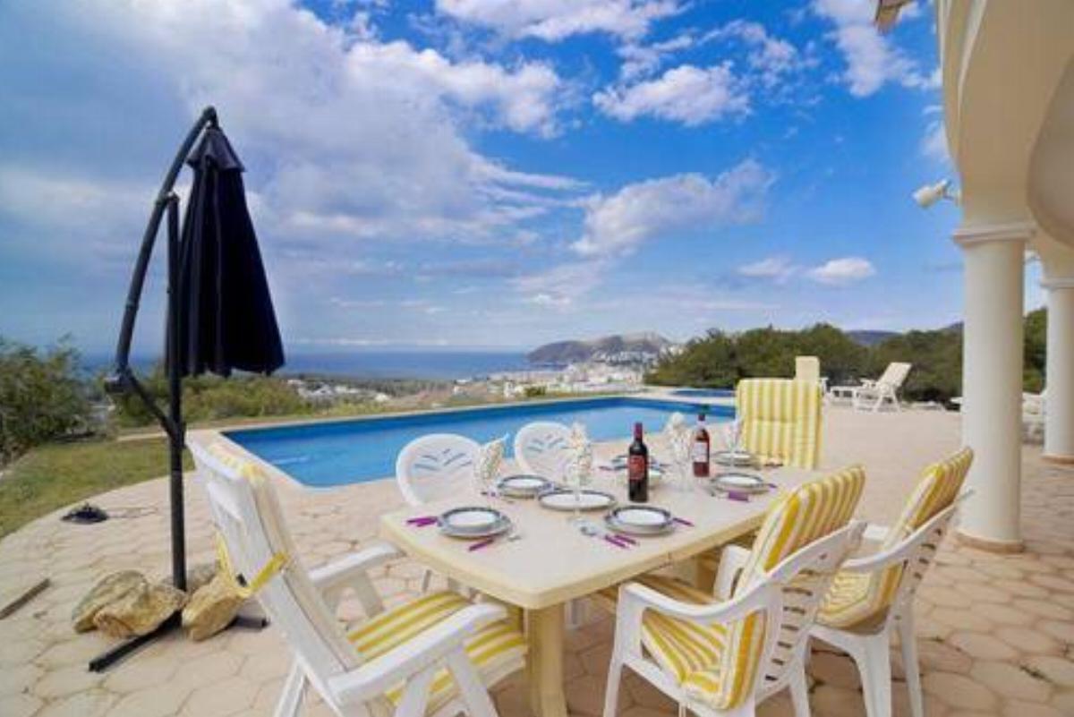 Apartment with garden, near the beach, in Moraira Hotel Moraira Spain