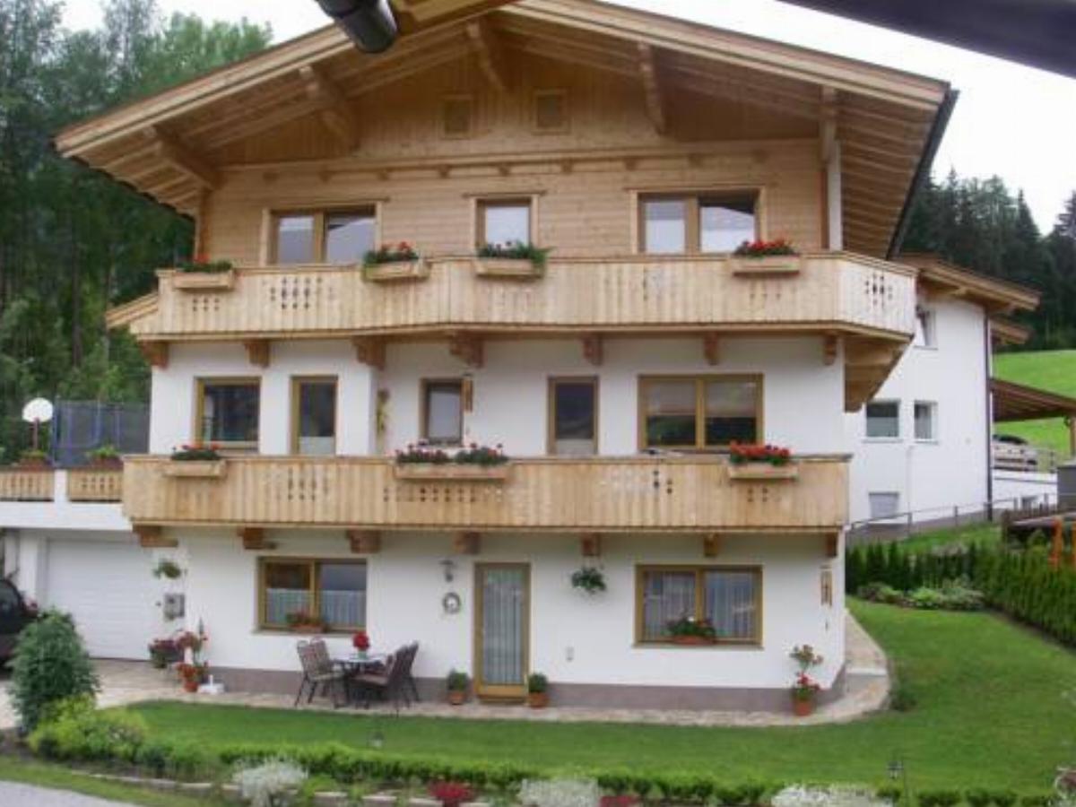 Apartment Zell am Ziller/Zillertal 864 Hotel Hainzenberg Austria