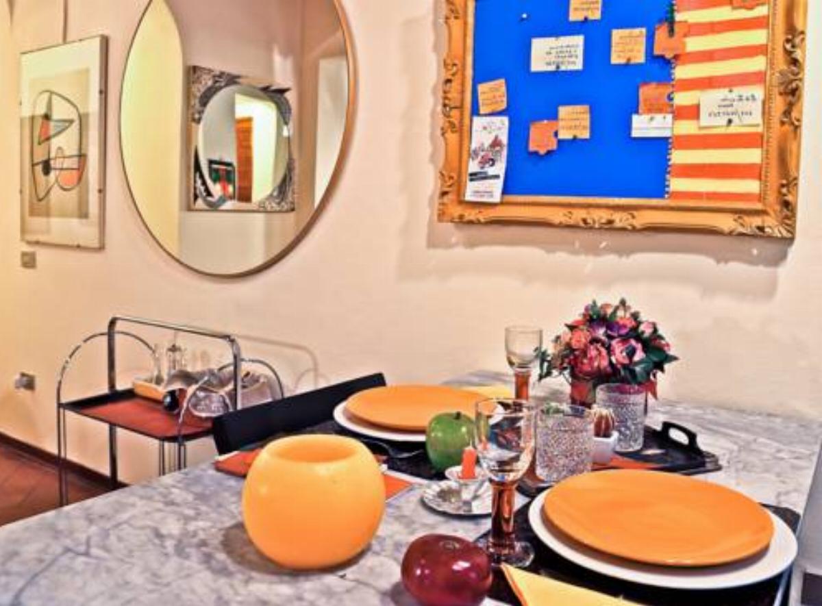 Apartments Florence - Laura Ground Floor Hotel Florence Italy