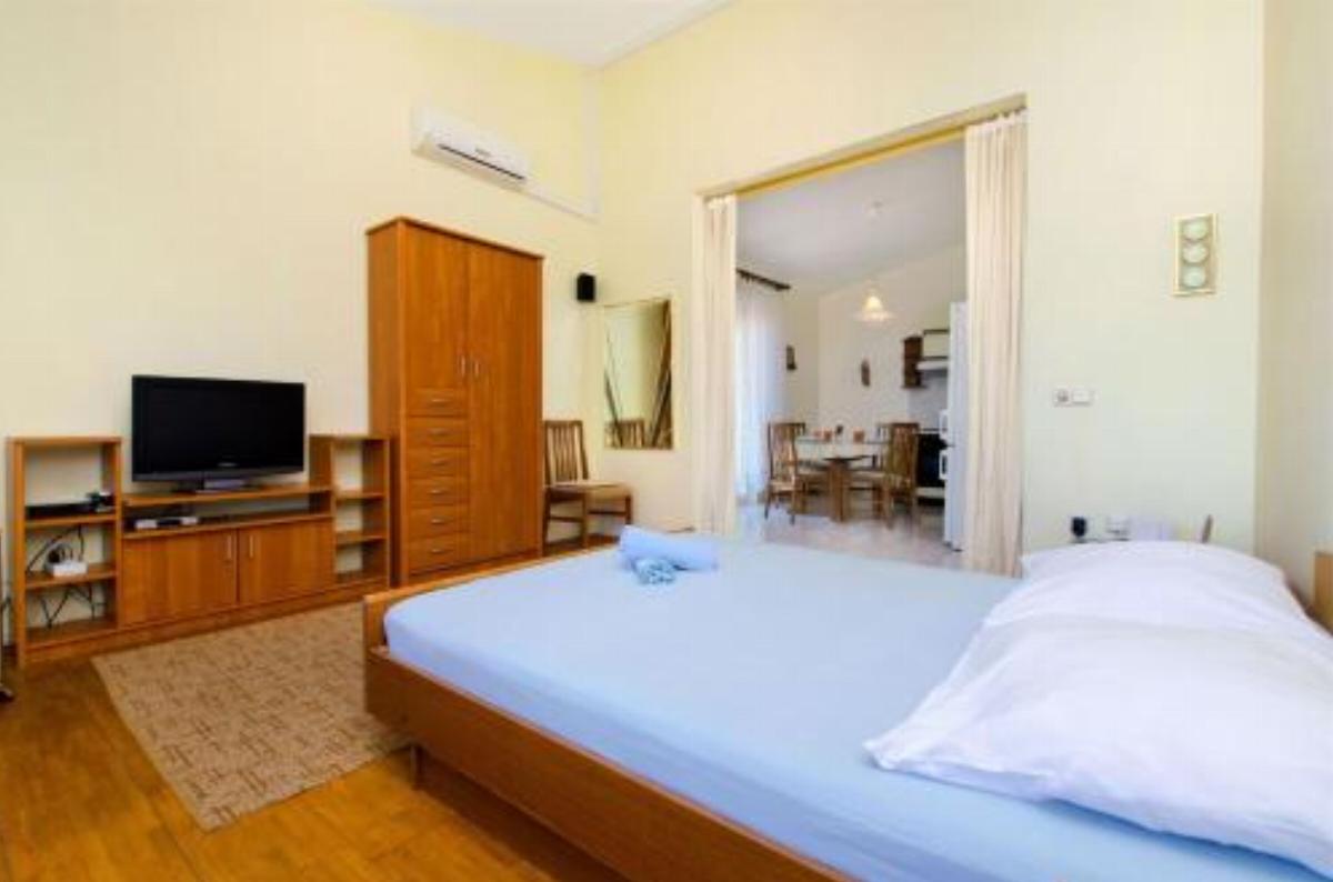 Apartments Mirko Hotel Duće Croatia
