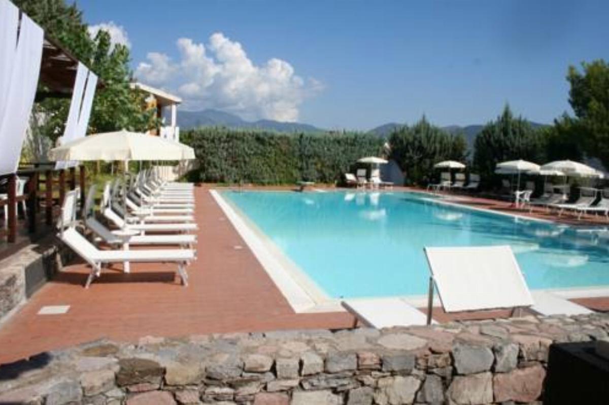 Appartamenti Fonteluna Hotel Centola Italy