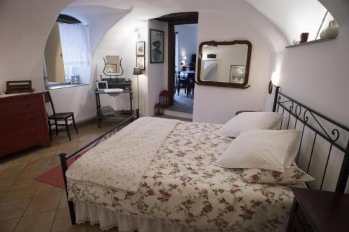 Archi del '400 Apartment Hotel Barolo Italy