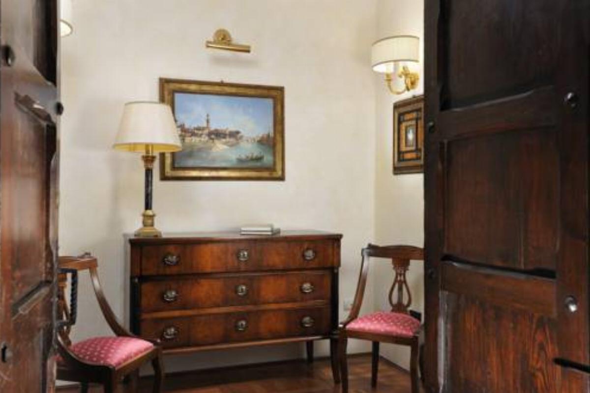 Art and Luxury Apartment Hotel Florence Italy