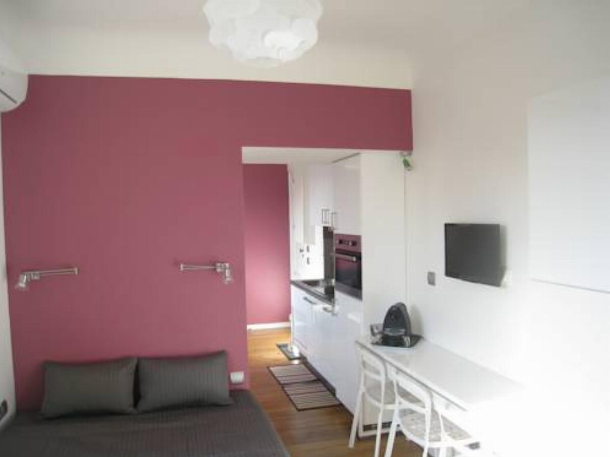At Home in Paris Hotel Boulogne-Billancourt France